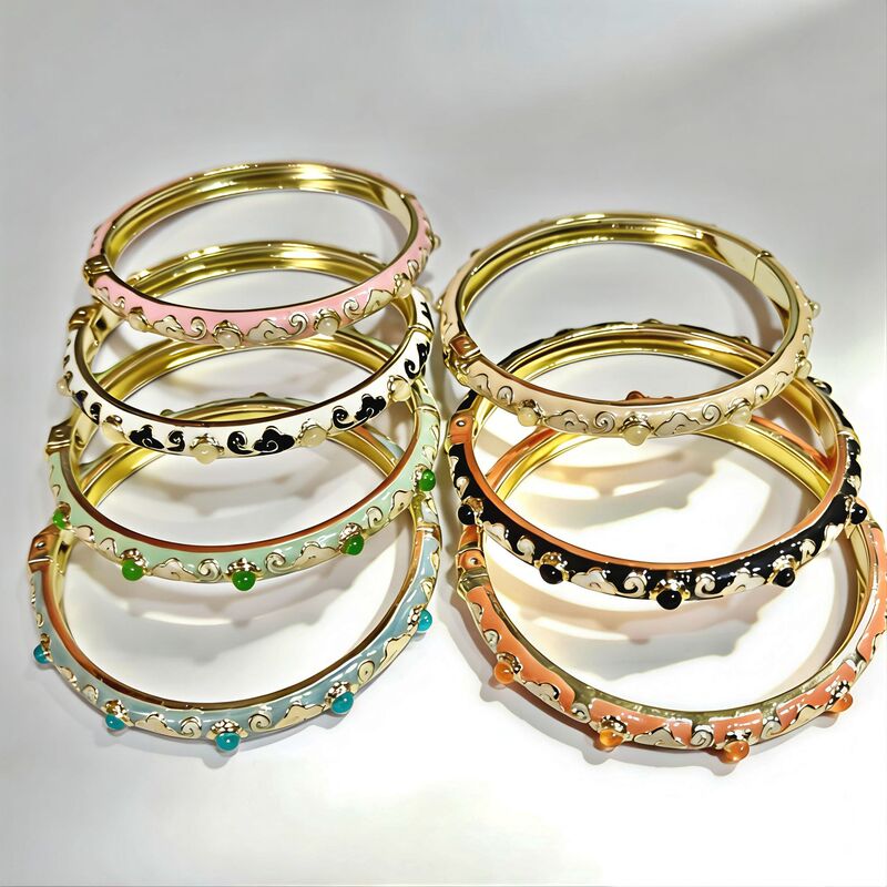2026 New Model New Chinese Style Cloud-Patterned Enamel Bracelet, Multi-Color Contrasting Bracelet, Factory Direct Supply, Exclusively for Cross-Border Sales