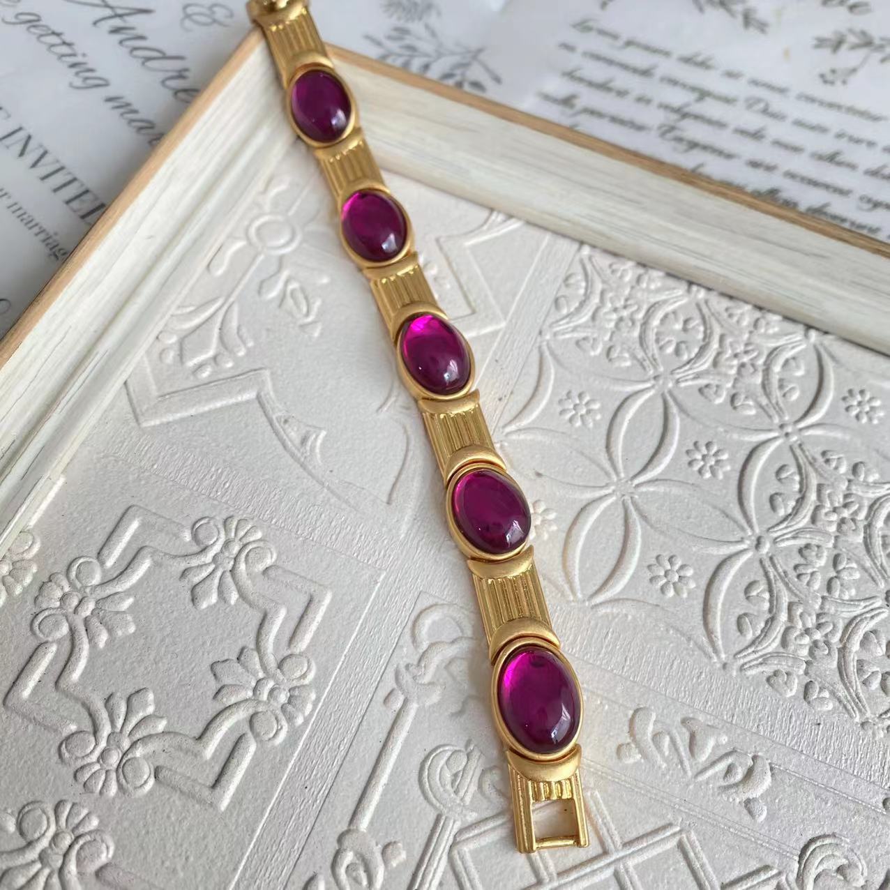 Retro Oval Alloy Plating Inlay Artificial Gemstones Womenu0027S Bracelets 1 Piece