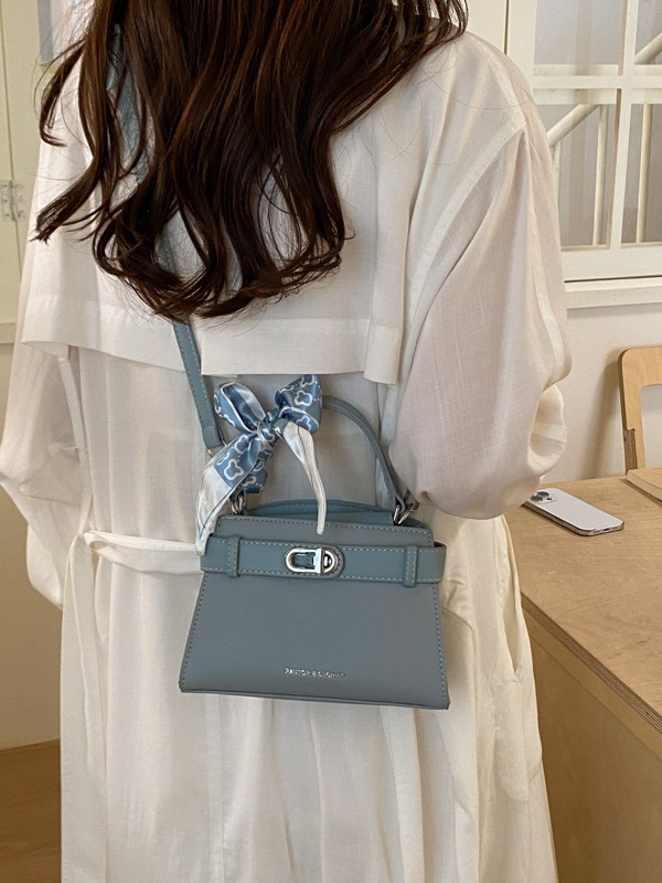 Nicho francés bolso de mano pequeño para mujeres 2026 nueva moda lujosa bolsa de hombro bolsa de viaje casual mochila