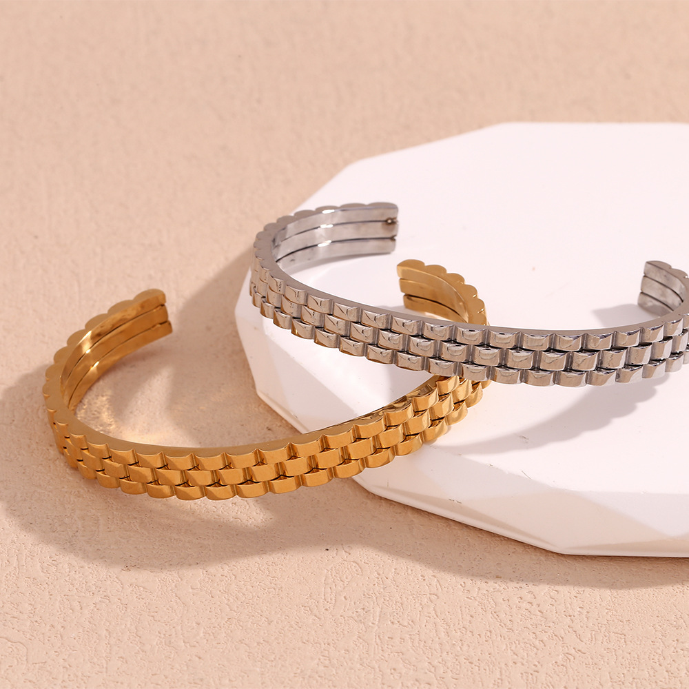 18K Gold Plated Stainless Steel Bangle