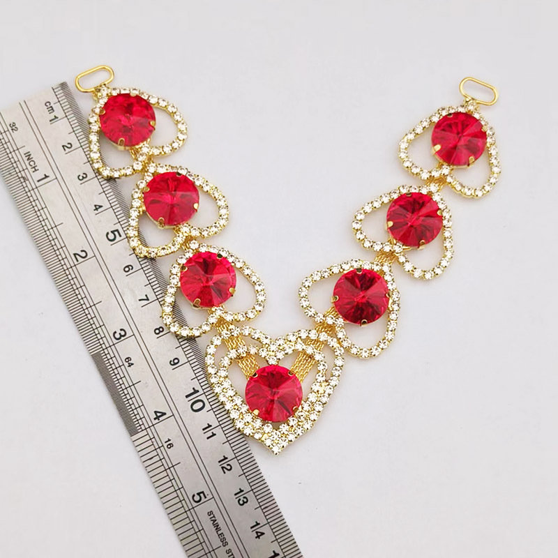 Nuevo al por mayor calentamiento soldado corazón de moda zapatos de cristal flores DIY zapatos de mujer zapatillas decoración cadena