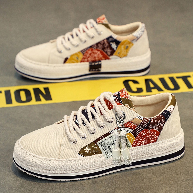 Zapatos de deporte para estudiantes y adolescentes zapatos de moda casuales bajos para hombres zapatos de primavera y verano para hombres 2025 nuevos zapatos de tela de moda para hombres