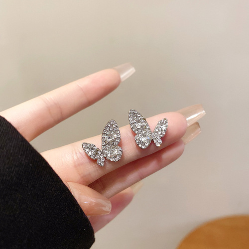 S925 Silver Needle Full Diamond Butterfly Earrings for Women, Unique Design, High-End Glamorous Earrings, Cold Atmosphere, Elegant and Stylish Women's Jewelry