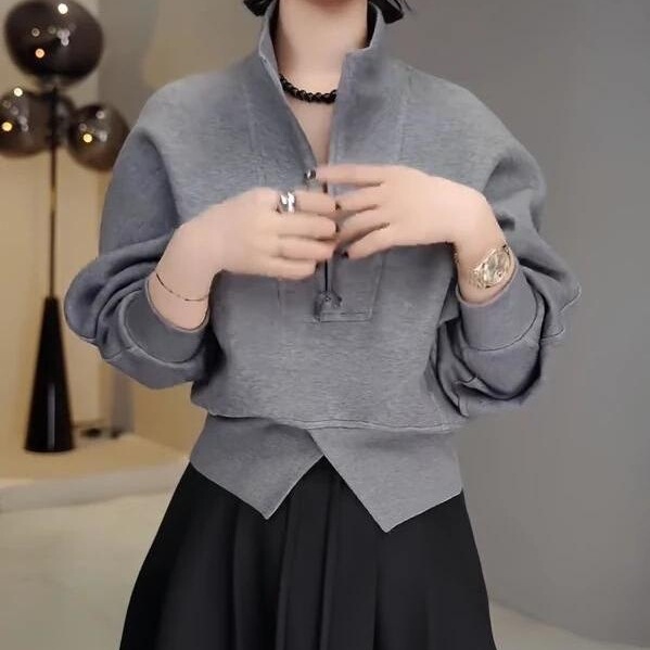 Stand Collar Half-Zip Sweatshirt 2026 Spring New Style with Slit and Irregular Hem, Fashionable and Stylish Long-Sleeve Top in Black