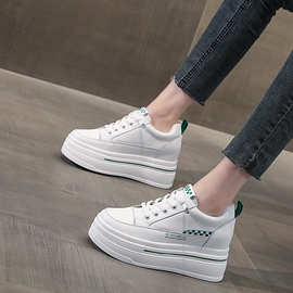 厚底松糕小白鞋女2026春季新款小个子内增高女鞋透气百搭休闲板鞋