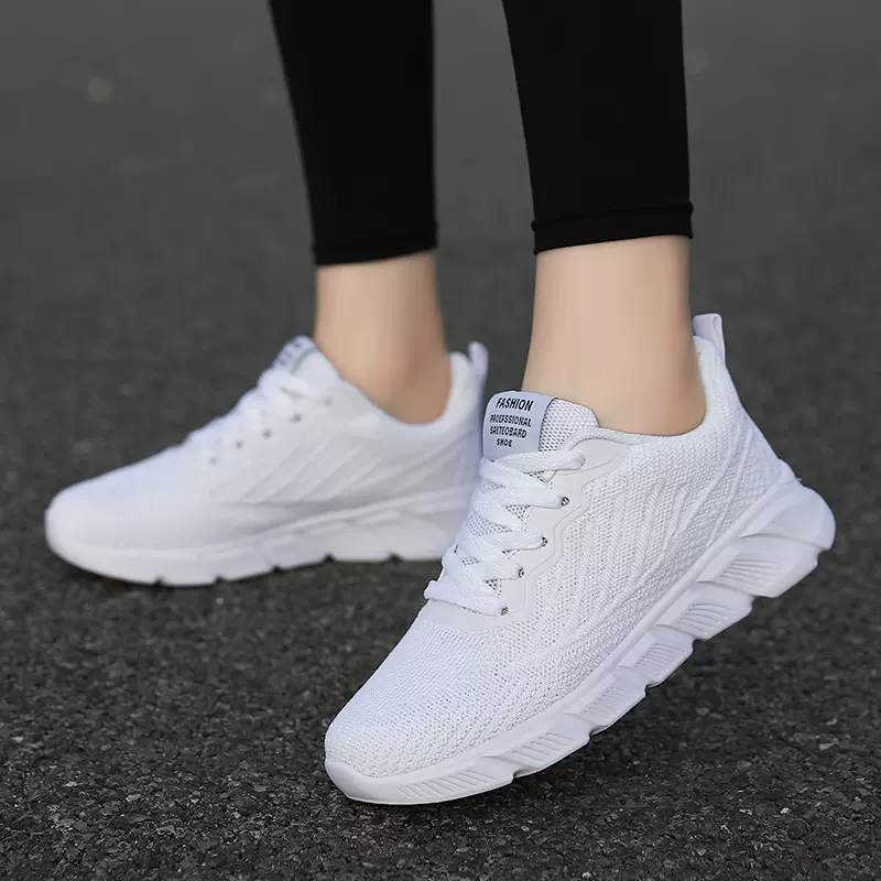 情侣休闲鞋运动鞋女款2025新款夏季透气网面跑步鞋子情侣款健步鞋