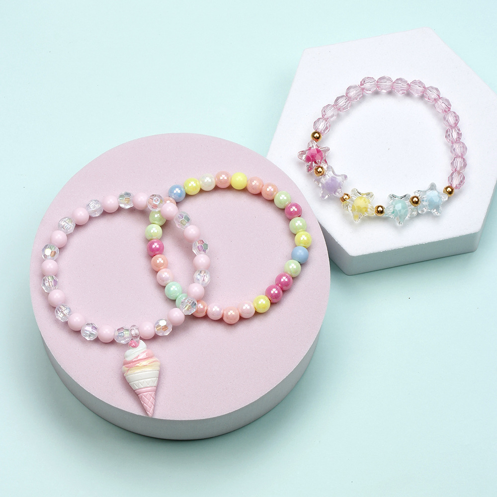 Simple Style Heart Shape Flower Plastic Beaded Girl's Bracelets display picture 8