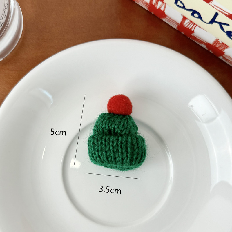 クリスマスミニ赤い緑の毛糸ニット帽子マフラー人形クリスマス雰囲気装飾品卸売り|undefined