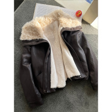 ����˹�D���������Ӣ���LƤëһ�w���I���KƤ��Ů������N819C