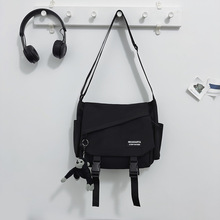 帆布包大学生情侣上课女包2025秋冬款日常通勤简约斜跨包包女批发