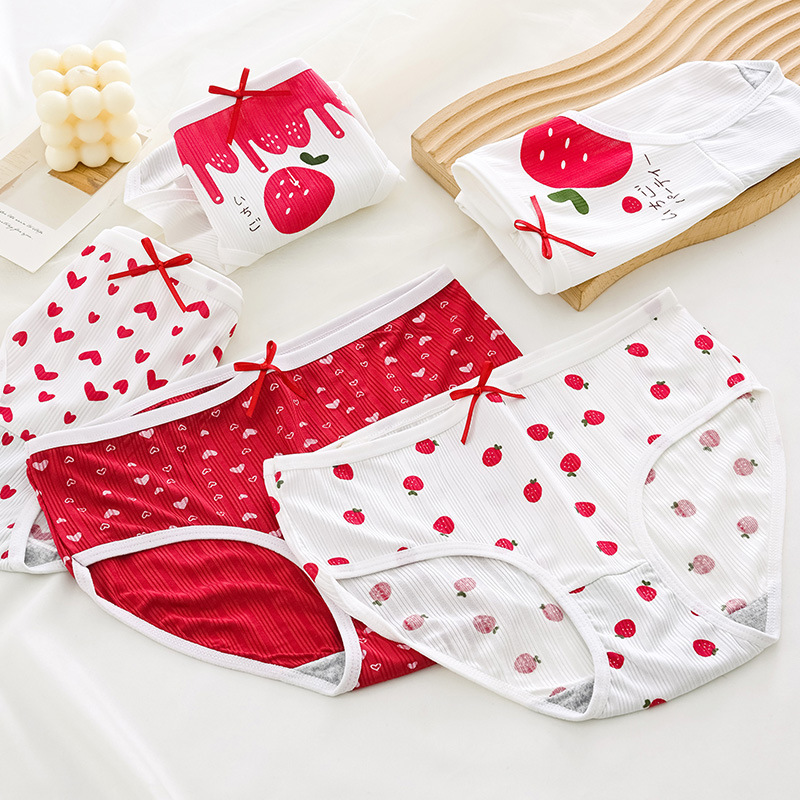 Cross-Border Milk Silk Strawberry Mid-Waist Breathable Underwear for Women Japanese Cute and Sweet Printed Girl Student Triangle Shorts