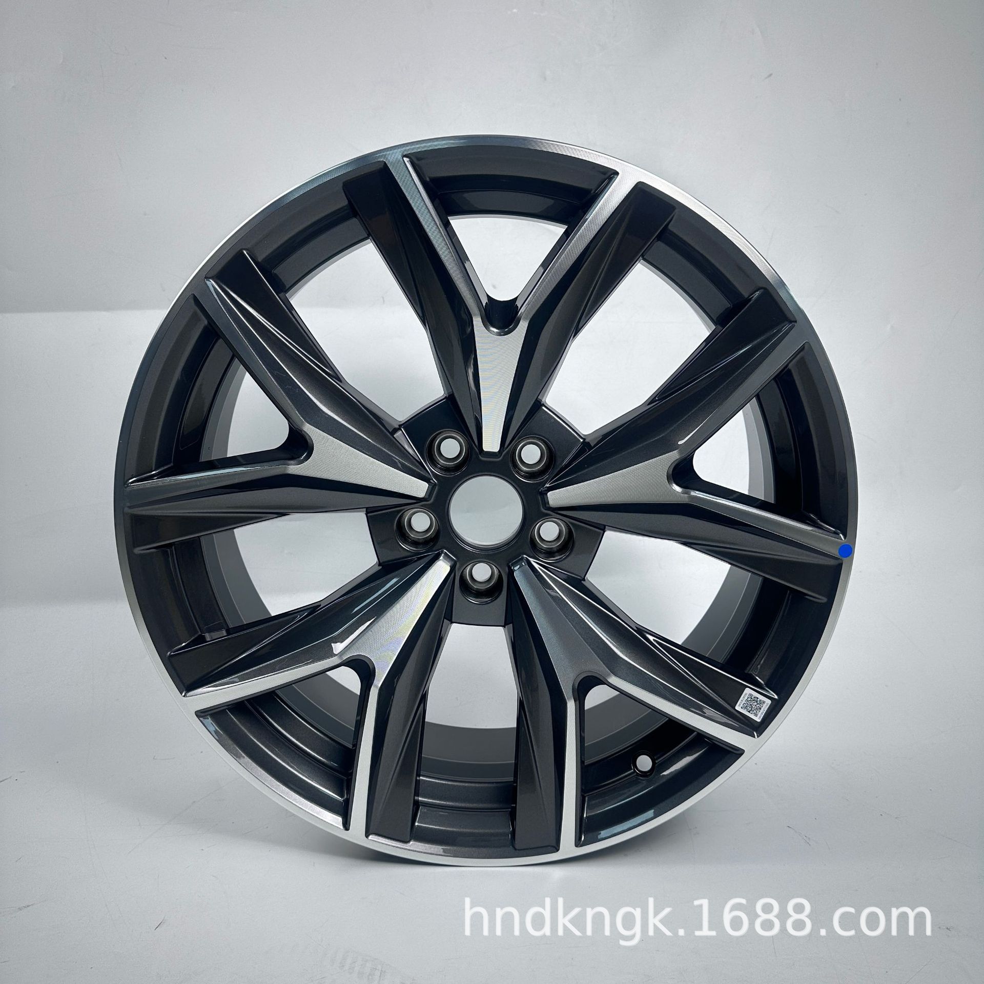 Suitable for Xingtu Zhuifeng Chery Tiggo 7 Hub 19inch Original Replacement Matching Aluminum Alloy Steel Rim Wheels