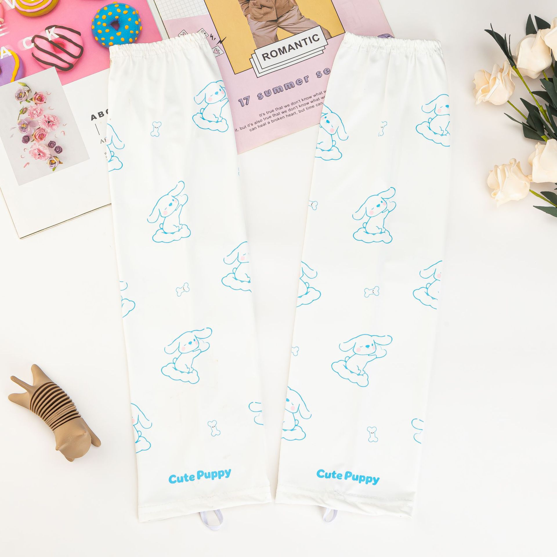 Manga de hielo impresa de dibujos animados fría de verano para montar manga de hielo de seda de Kitty tubo recto protector solar suelto