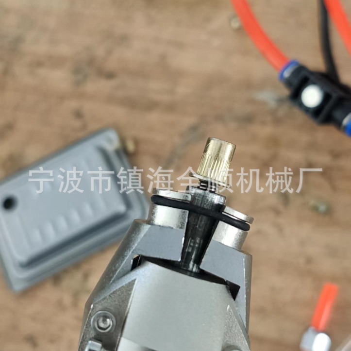 自动螺母拉铆机 全自动拉钉机 自动拉钉机 自动铆钉机