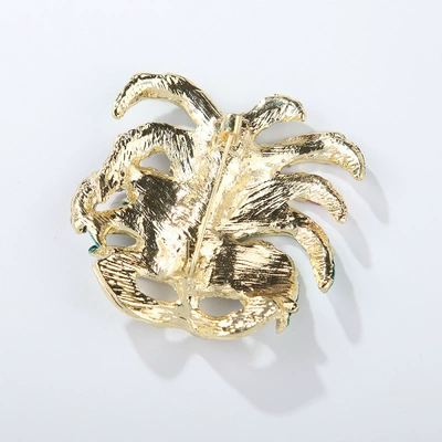 Accessories Pin, Yaxa sancaqları