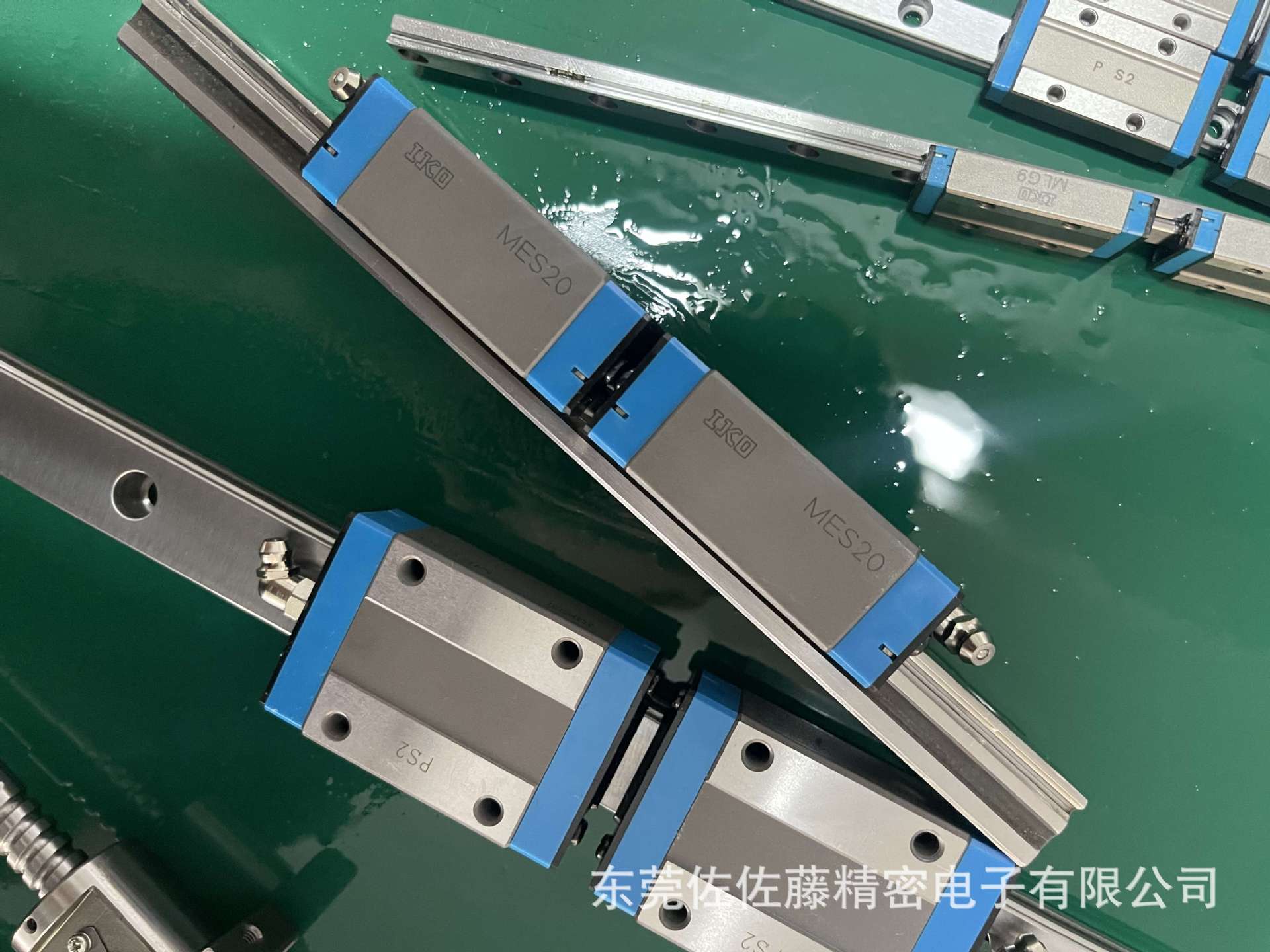 IKO直线导轨滑块MES15 MES20 MES25 MESC15 MESC20 LWES15 C1HS2