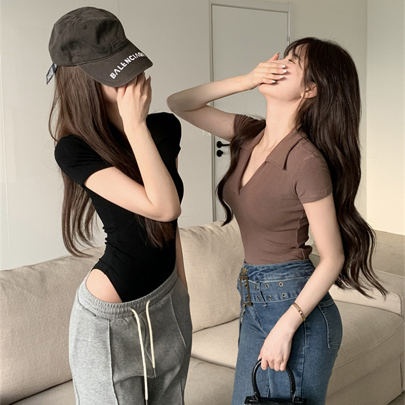 European and American style sexy V-neck tight slimming short-sleeved bottoming T-shirt for women 2023 new summer hot girl one-piece top