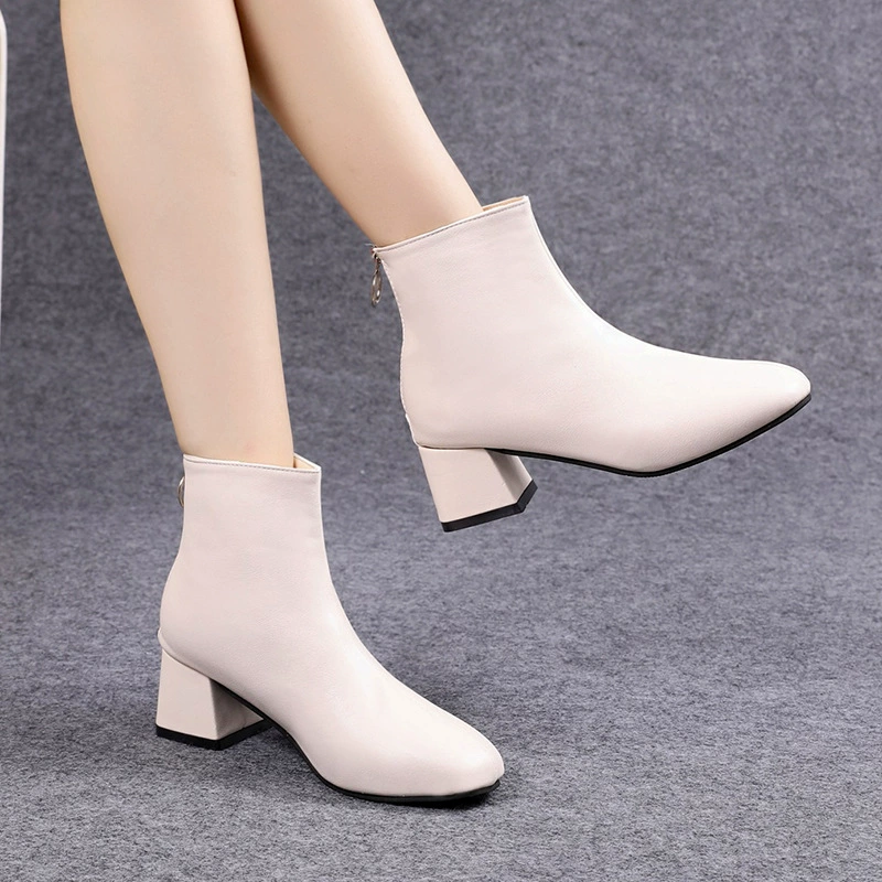 Осенне-зимние ботинки Мартин на флисовой подкладке, женская обувь в британском стиле, удобные и стильные модные ботинки средней длины, ботинки Мартин на хлопковой подкладке.