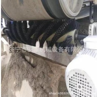 焦化厂皮带机滚刷清扫器 旋转式毛刷清扫器 电动滚刷清扫器