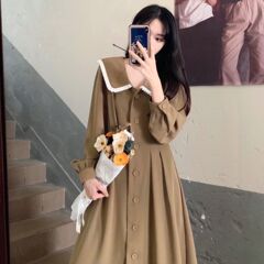 大码女装长袖娃娃领秋季法式赫本风连衣裙胖妹妹感炸街裙子女