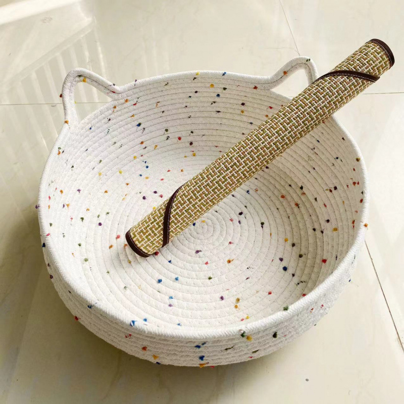 [인터넷 연예인 핫스타일] 컬러풀한 도트네스트 + 작은 매트