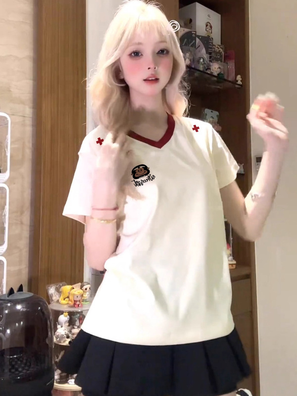 欧美夏季潮流风设计感V领撞色长臂猿刺绣短袖T恤女休闲百搭上衣潮|undefined