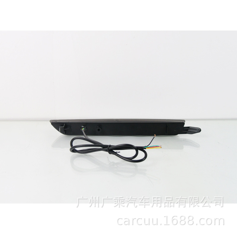 Adecuado para 21-23 Mazda CX-50 luz de palanca trasera modificada luz de palanca trasera luz de freno luz de advertencia