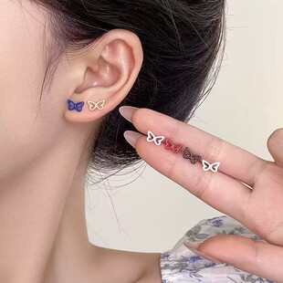 ��ƽ�մ��U��ɭϵ������ᔶ���ᔷ�����ǹ�ɫ僲�ͨ�ڕr�ж��Ů