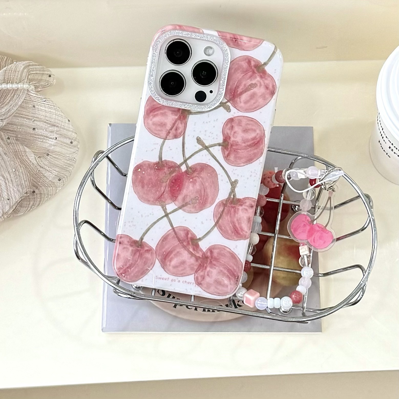 Verano pintura al óleo hueca brillo cereza apple 16ProMax funda para teléfono móvil 15Pro cadena 14/13 nuevo 16