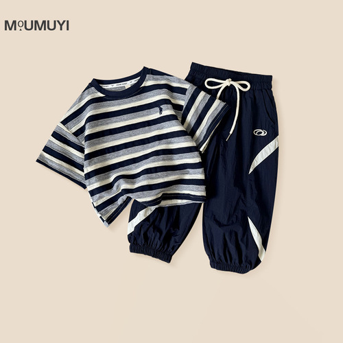 Boys striped short-sleeved suit 2025 new small and medium-sized children's summer Korean version casual short-sleeved mid-trouser two-piece set
