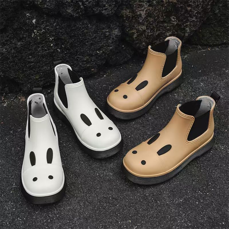 여성용 창의적인 만화 캐릭터 장화, 비오는 날에도 신을 수 있는 여성용 미끄럼 방지 두꺼운 밑창 내마모성 로우컷 워터 부츠, 학생용 방수 장화