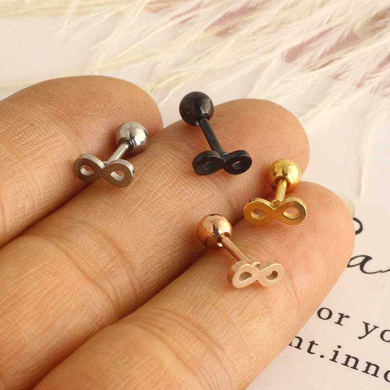 Pointed titanium steel lip stud product view