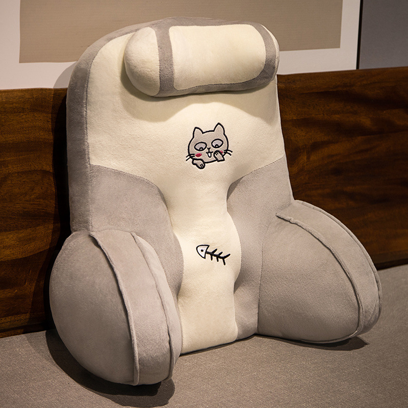 회색 고양이 요추 지지대