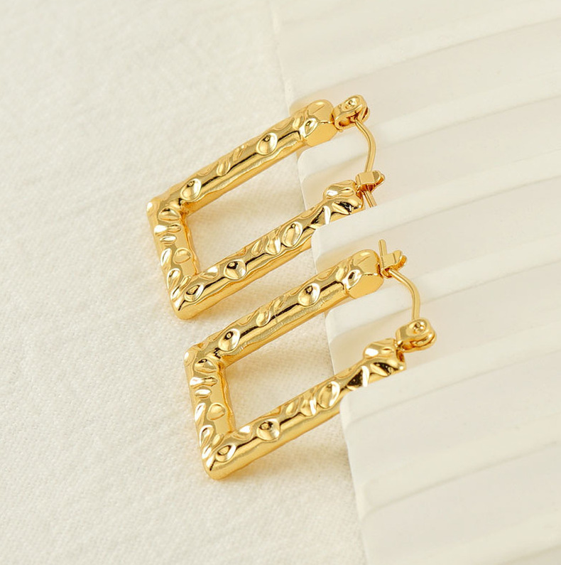 Hoop Earrings Classification 1 Pair Quantity PVD Coated 18K Gold Plated U Shape 304 Stainless Steel Simple Style Waterproof Non Tarnish Hoop Earrings