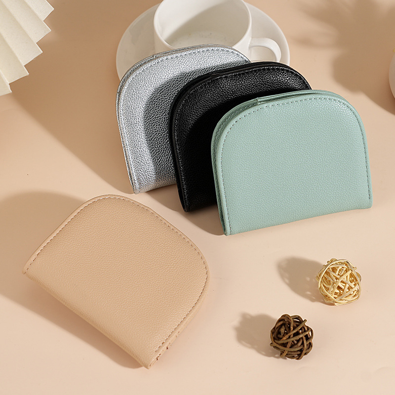 Nuevo medio círculo mini mujer simplista simplista cartera compacta multi-tarjeta de color sólido multi-cartera de cambio corta