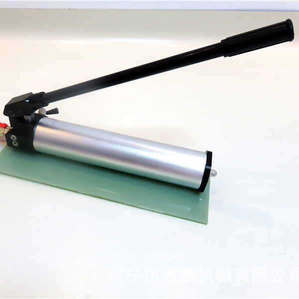 龙鹏现货直供双作用液压手动泵压力泵便携式液压油泵