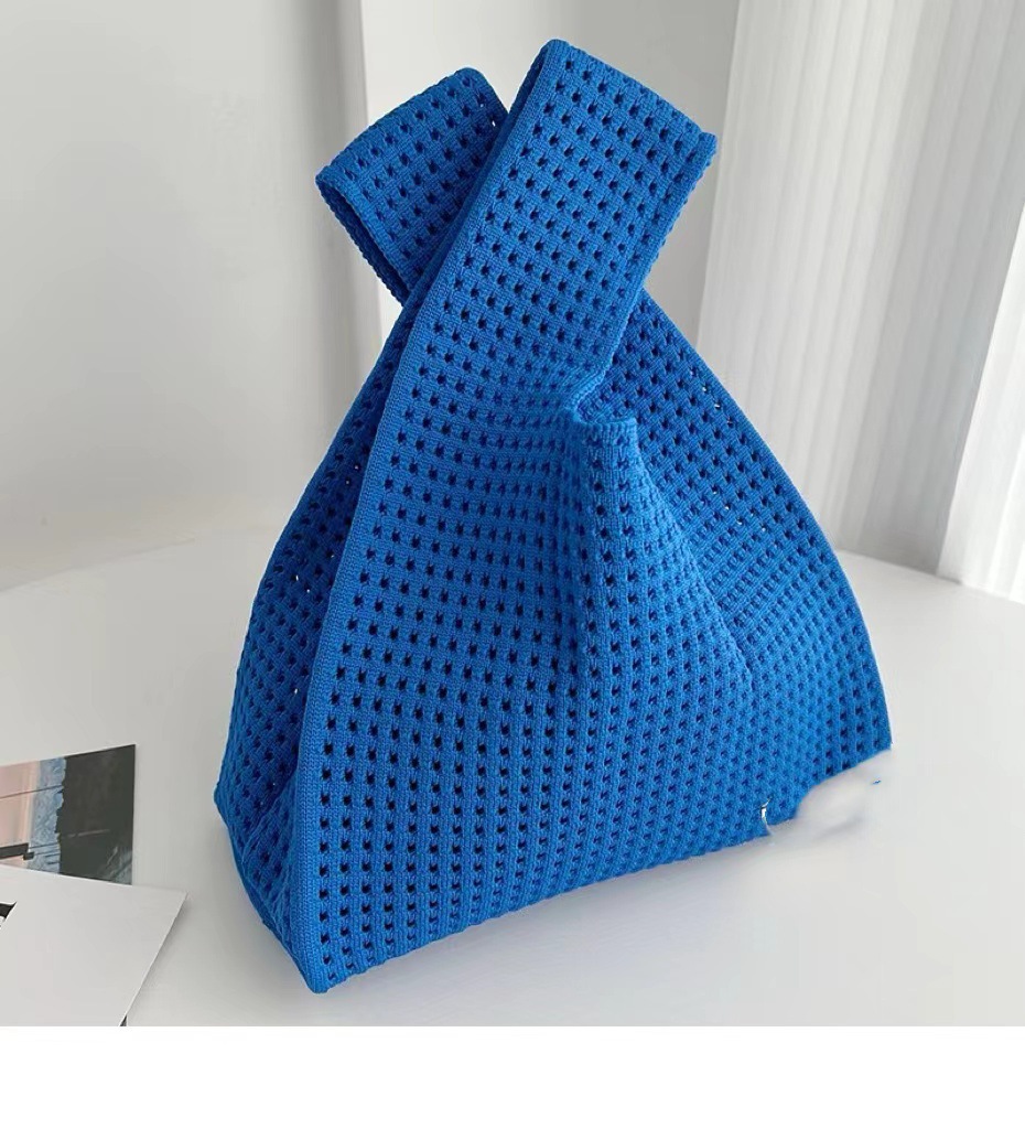 속이 빈 단색 파란색