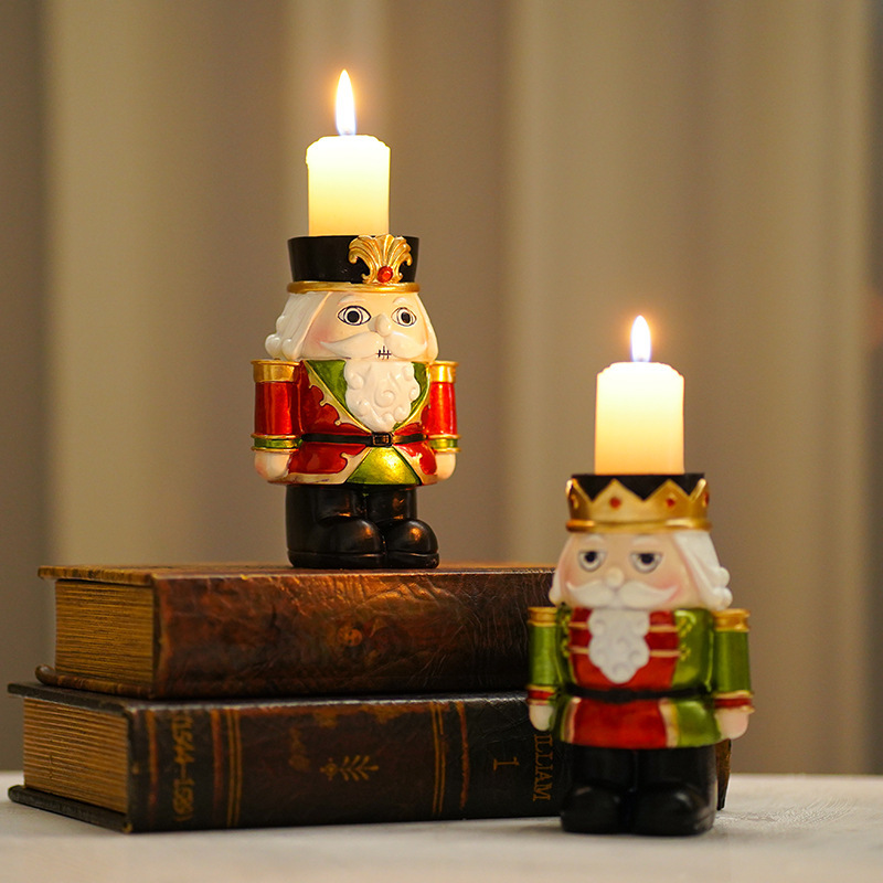 Christmas Cartoon Style Cute Retro Cartoon Character Resin Indoor Family Gathering Festival Candlestick display picture 2
