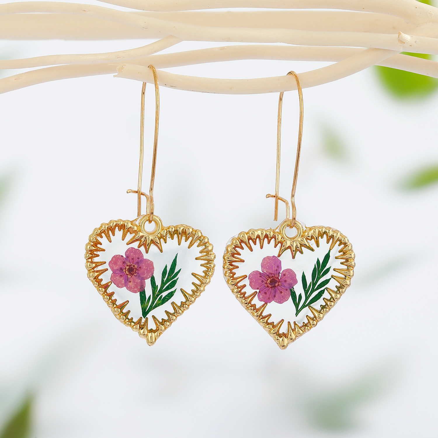 Ornament Europe and America Cross Border New Preserved Fresh Flower Dried Flower Earrings Resin Flow