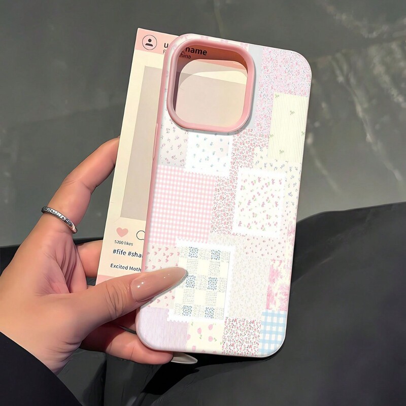 Collage Floral Plaid Suitable for Apple 17Promax Mobile Phone Case Iphone16 Imitation Leather Texture 15Plus Pink 14