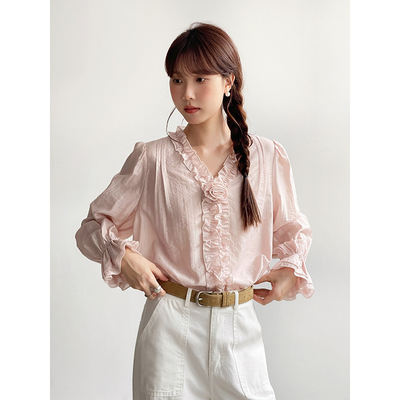 【Geming】French-Style Retro Three-Dimensional Floral Bell-Sleeve Shirt for Women, New Spring Commuter Top Y1588F