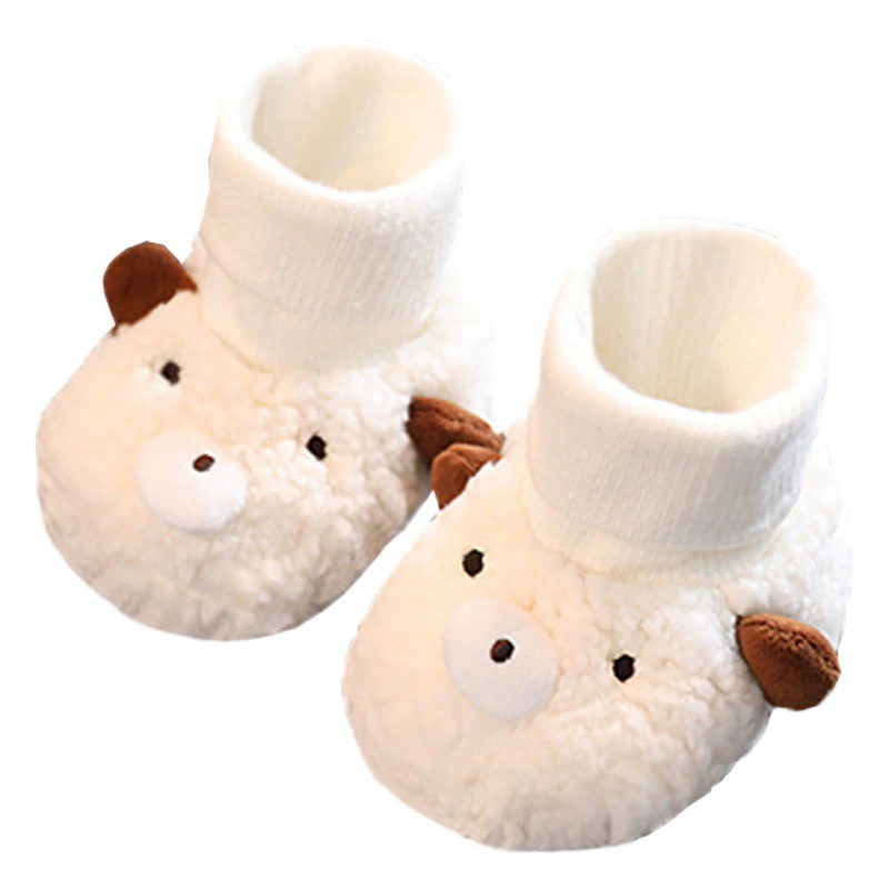 Осенне-зимняя обувь для малышей до года с флисовой подкладкой, мягкая нескользящая хлопковая обувь для детей от 0 до 1 года, теплая обувь и носки для новорожденных.
