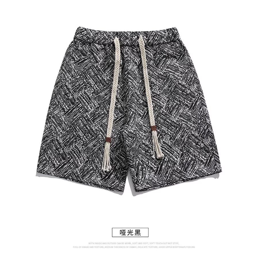 American retro trendy casual shorts for men, loose fit, suitable for couples, versatile, easy to wear, beachwear, five-point pants.