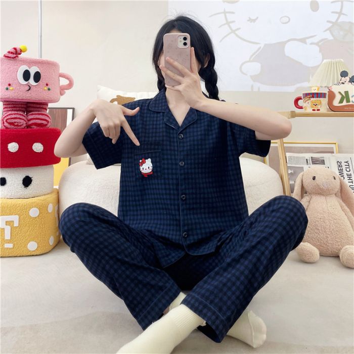 Pijamas transfronterizos al por mayor para mujer nube algodón otoño verano rebeca solapa pantalones de manga corta traje de servicio a domicilio simple y cómodo