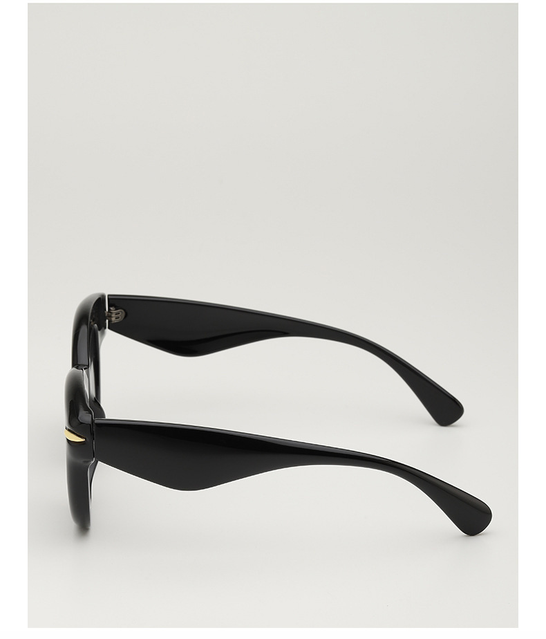 60g Weight Full Frame Glasses Structure Sunglasses Classification PC, UV400 Protection Lens Material Square Glasses Style Outdoor, Travel Occasion Solid Color Pattern All Seasons Season Unisex Gender Streetwear Style Streetwear Solid Color PC UV400 Protection Square Full Frame Women's Sunglasses 7
