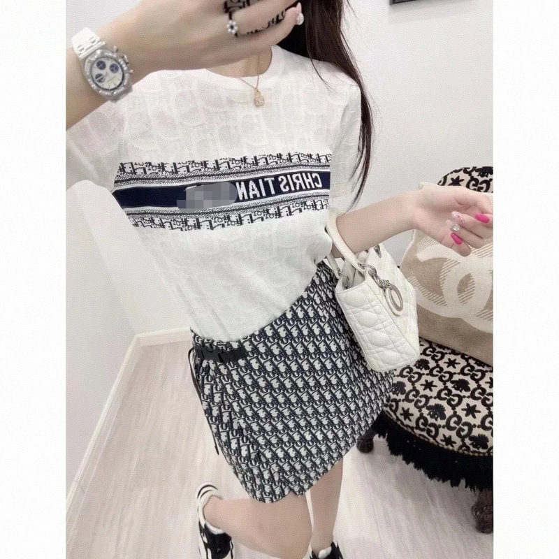 Nanyou Haute Couture D Home High Version 25 Spring and Summer New Round Neck Letter Jacquard Sweater Short Sleeve Casual Top Women Nanyou Haute Couture D Home High Version 25 Spring and Summer New Round Neck Letter Jacquard Sweater Short Sleeve Casual Top Women