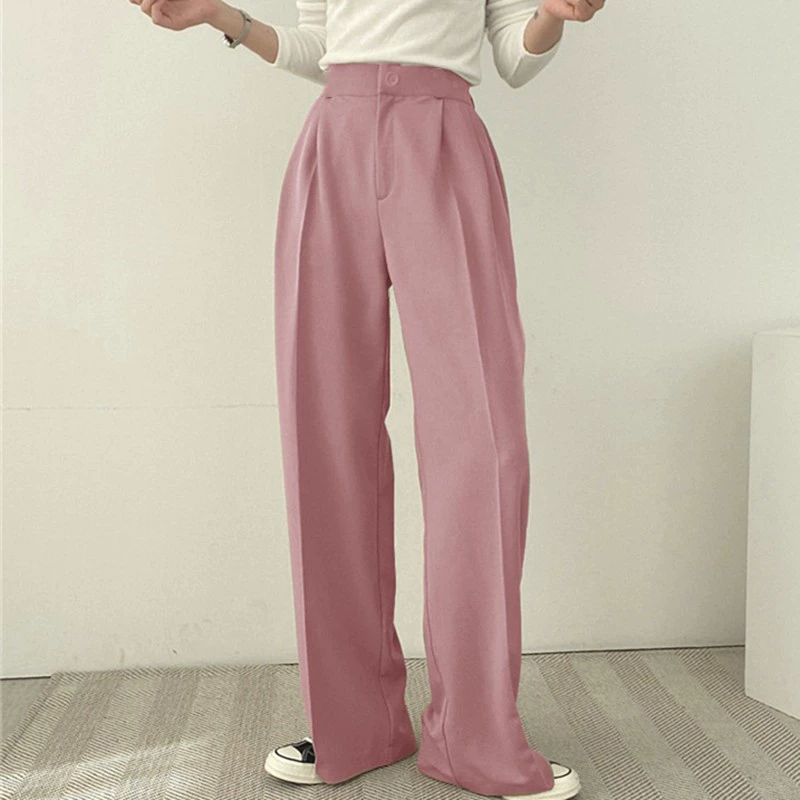 Autumn women's suit set, fitted blazer & trousers, tailored high-quality seasonal style
