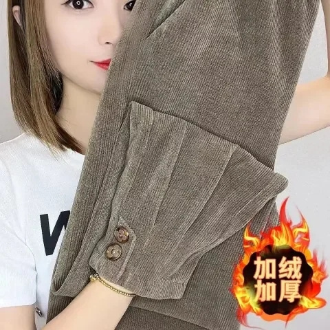 秋冬季灯芯绒加绒加厚宽松显瘦小脚哈伦裤松紧腰遮肚中老年长裤女