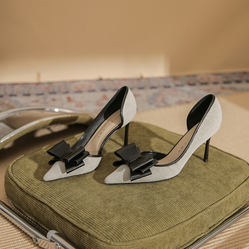 83318 [Sheepskin] Side hollow high heels women's stiletto heels 2024 spring new style pointed toe temperament bow single shoes