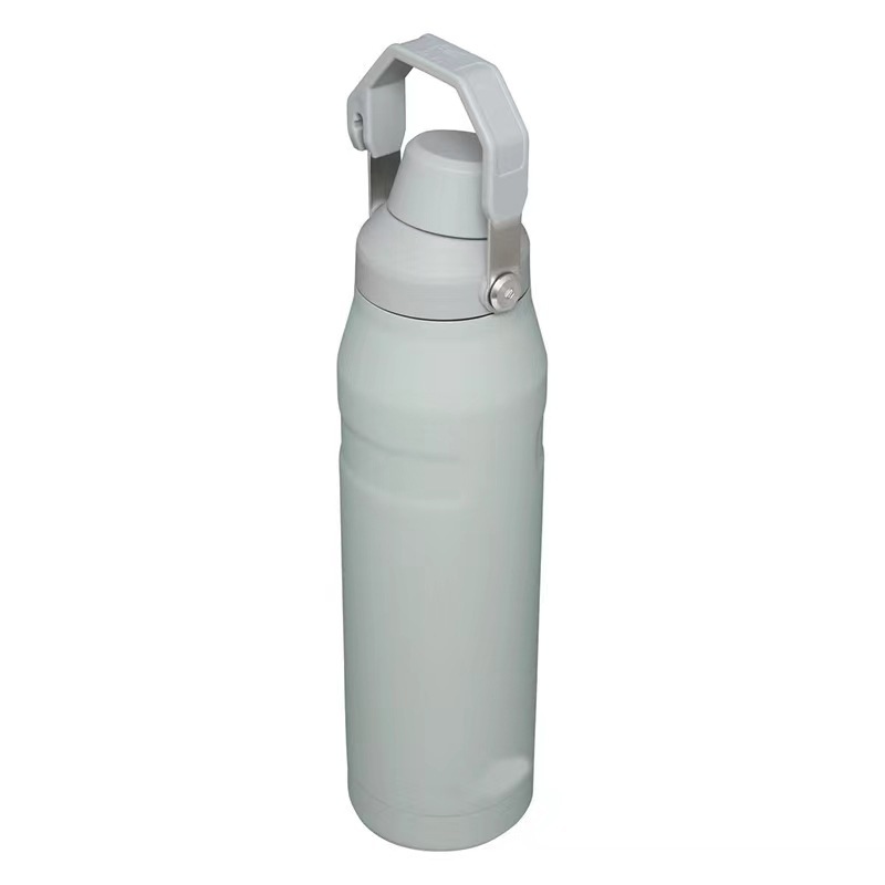 Explosión transfronteriza taza de buey de hielo al aire libre de alta capacidad de agua deportiva 304 taza de acero inoxidable de mano taza de automóvil no